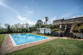 Appartamento con vista panoramica piscina e jacuzzi Capannori